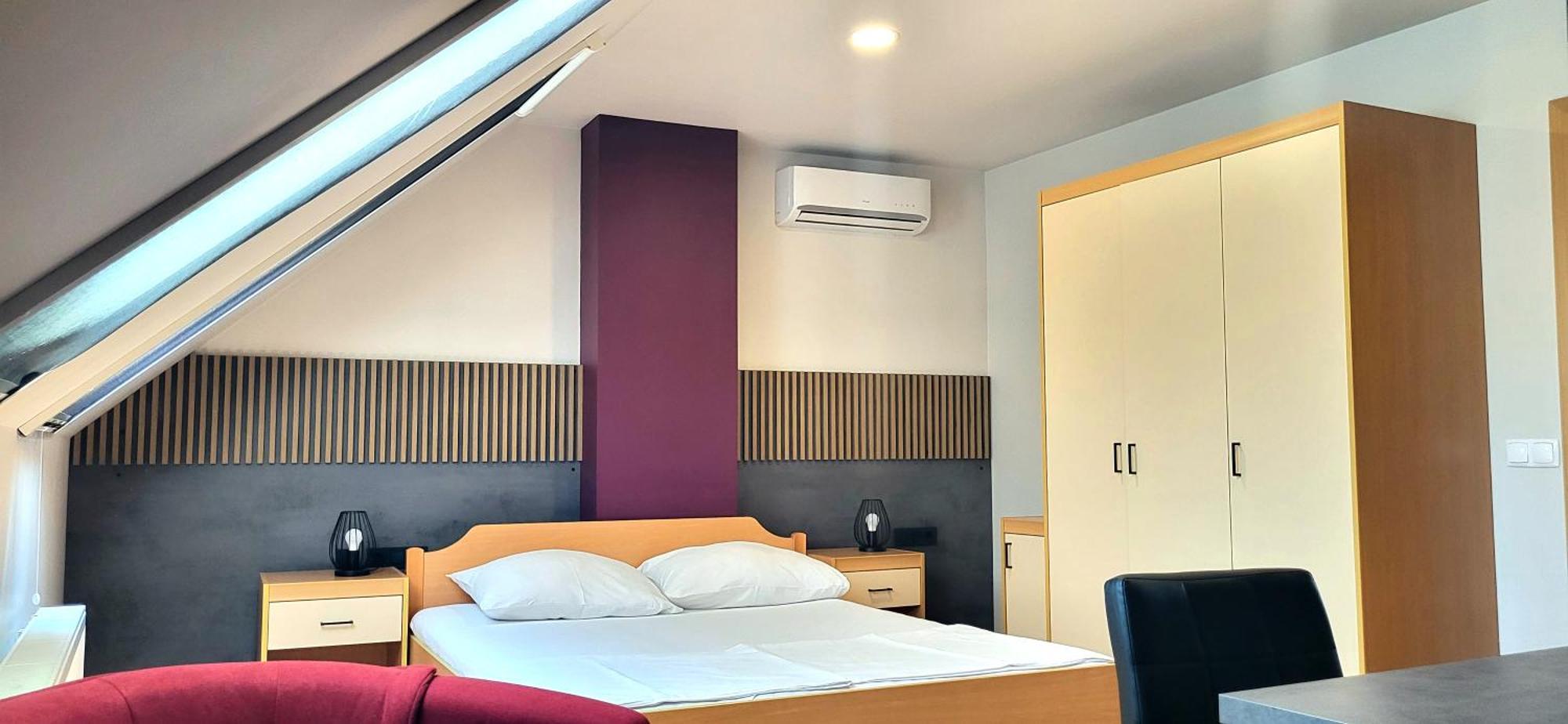 Rooms & Apartments Kepic, Airport Accomodation Cerklje na Gorenjskem Kültér fotó