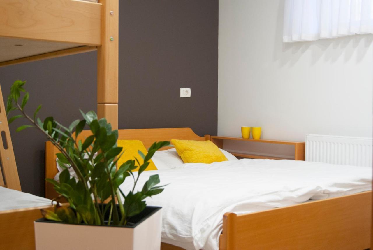Rooms & Apartments Kepic, Airport Accomodation Cerklje na Gorenjskem Kültér fotó