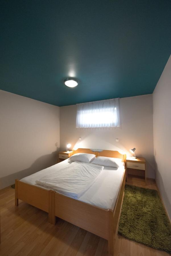 Rooms & Apartments Kepic, Airport Accomodation Cerklje na Gorenjskem Kültér fotó